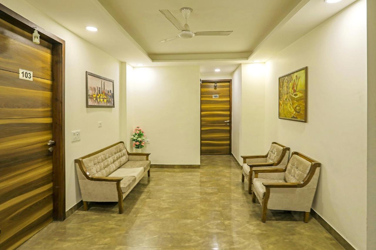 Fabhotel White House Bnb - Nr Yashobhoomi Convention Centre Deli Exterior foto