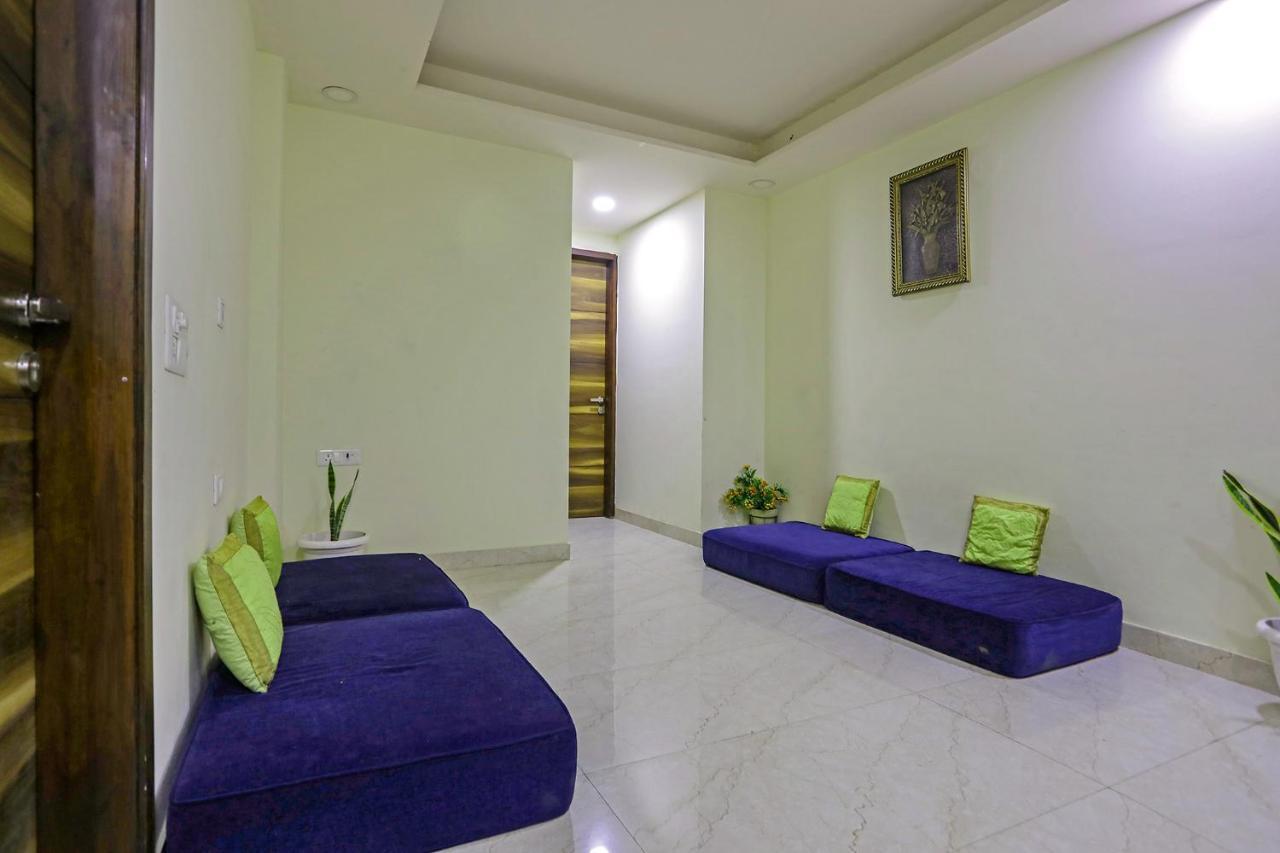 Fabhotel White House Bnb - Nr Yashobhoomi Convention Centre Deli Exterior foto