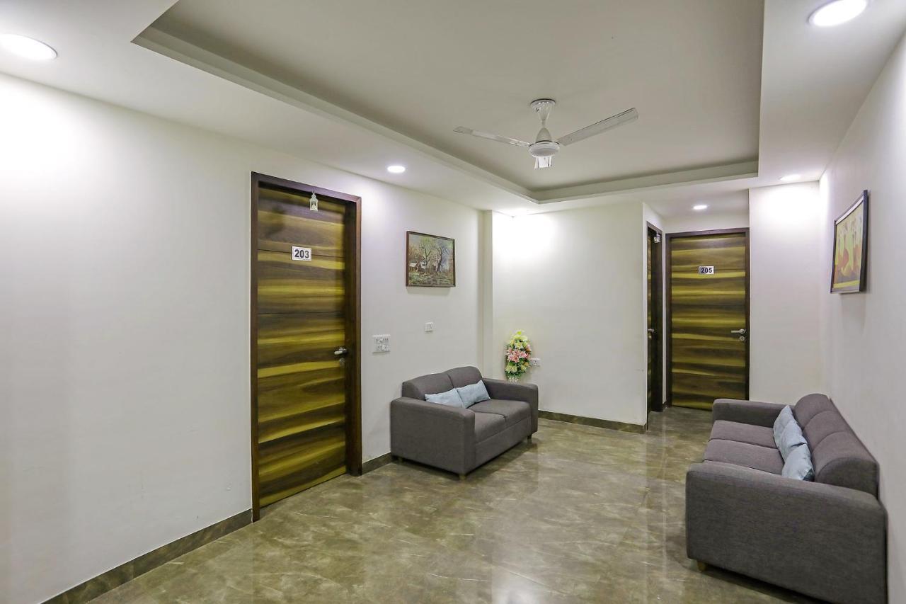 Fabhotel White House Bnb - Nr Yashobhoomi Convention Centre Deli Exterior foto