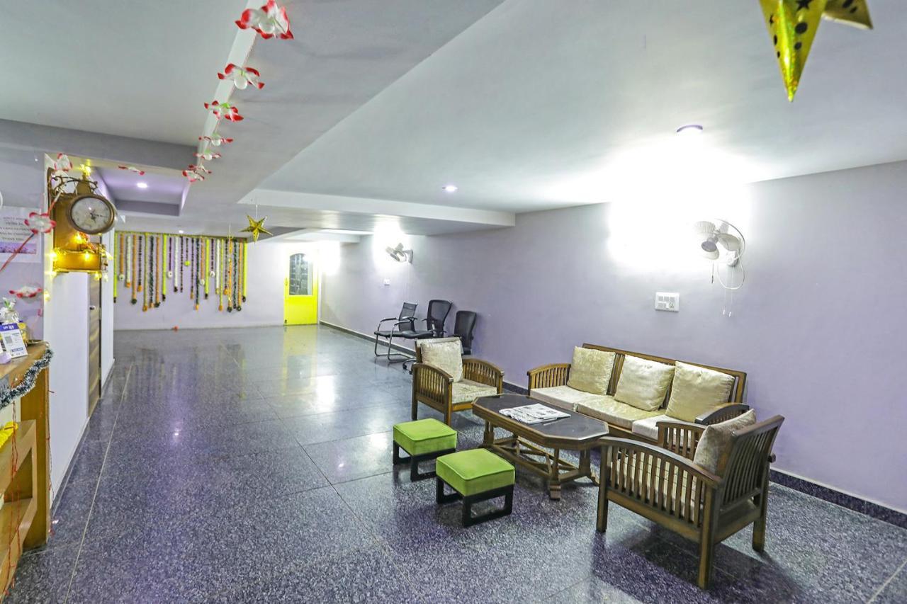 Fabhotel White House Bnb - Nr Yashobhoomi Convention Centre Deli Exterior foto